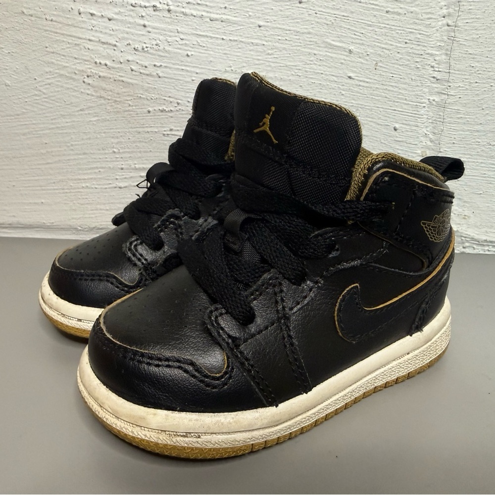 Nike Air Jordan Retro 1 Toddler Shoes